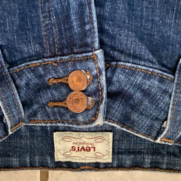 Levi's Denim - Levi’s 526 Slender Boot Cut